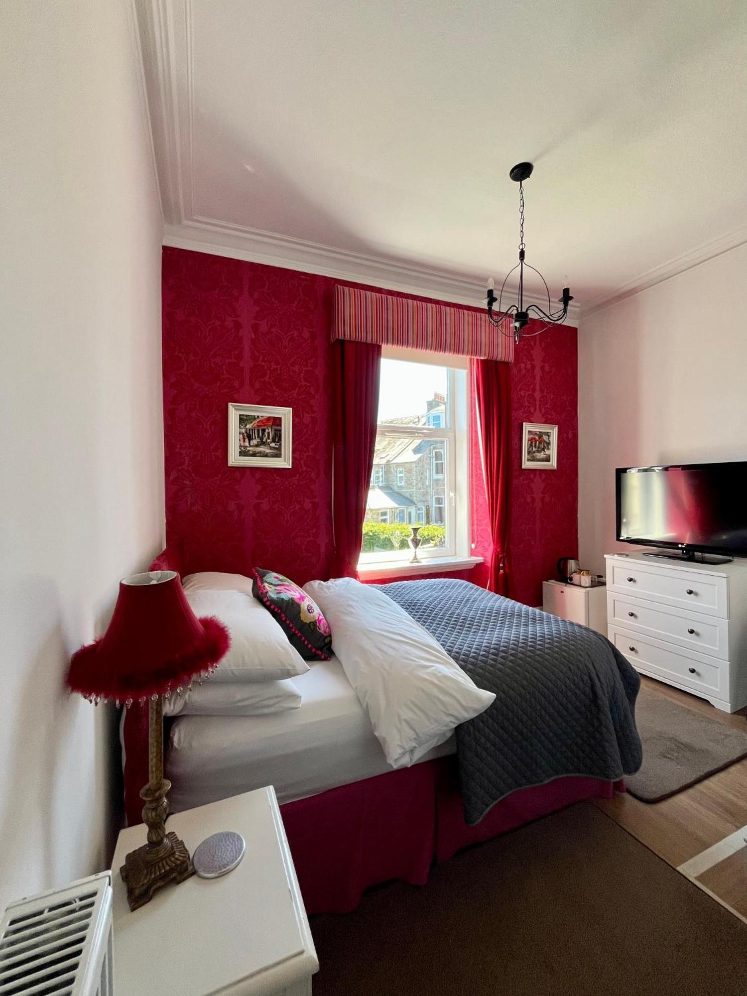 Hannahs Guesthouse Абердин Экстерьер фото