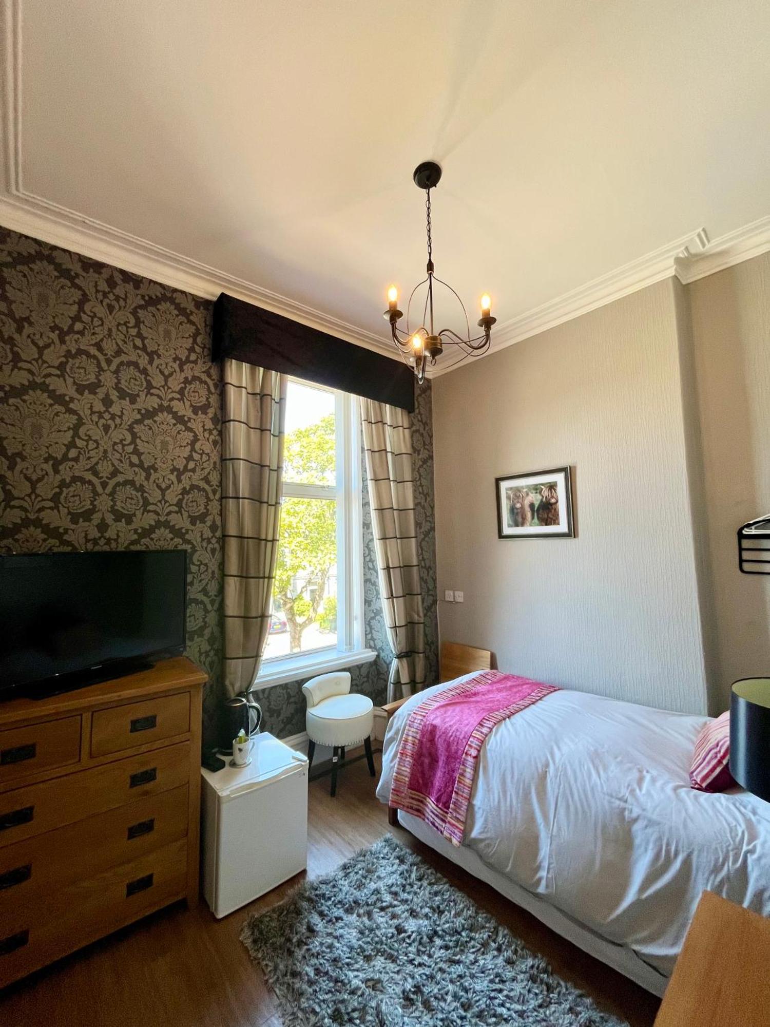 Hannahs Guesthouse Абердин Экстерьер фото
